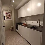 Apartment Sjarmerende, Sentrumsnaer Leilighet *