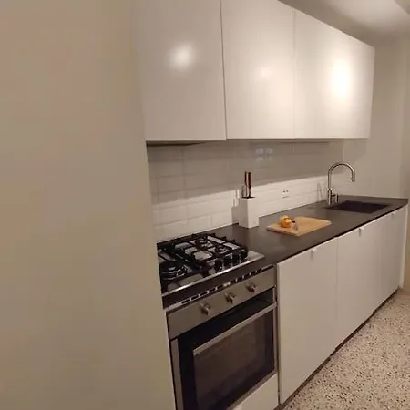 Sjarmerende, Sentrumsnaer Leilighet Apartmán *